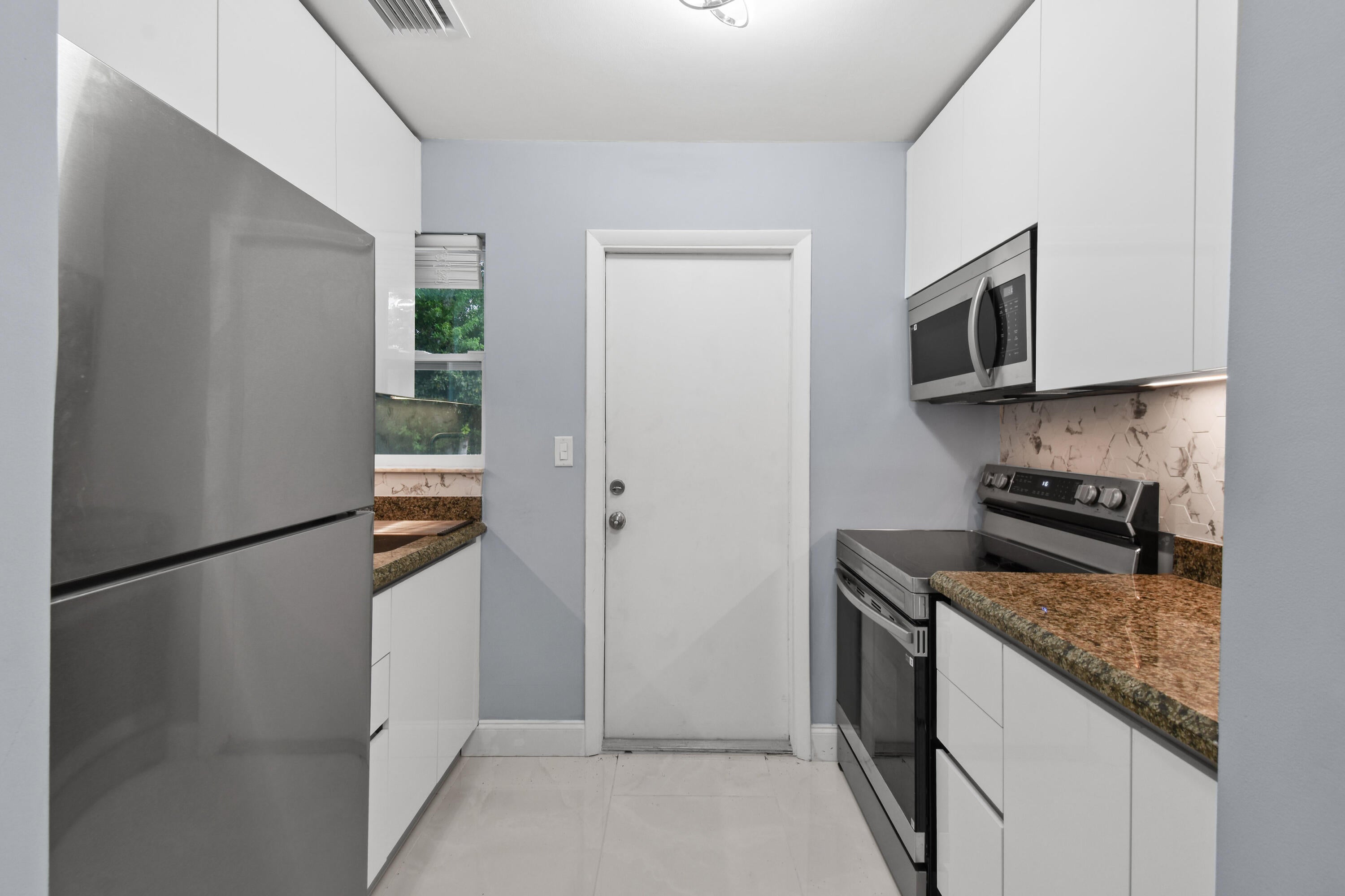 968 W 9TH Street A1