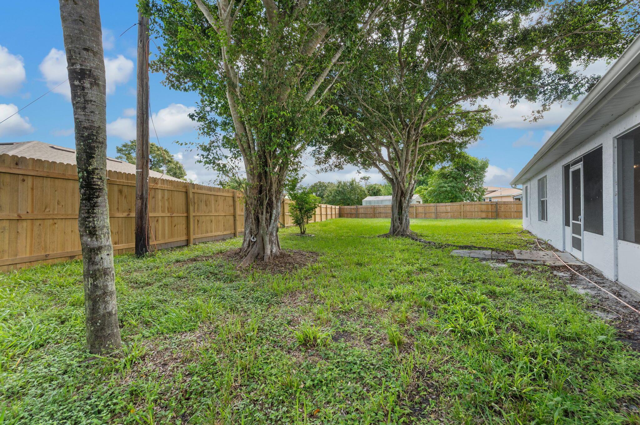 PORT ST LUCIE SECTION 10 - Residential