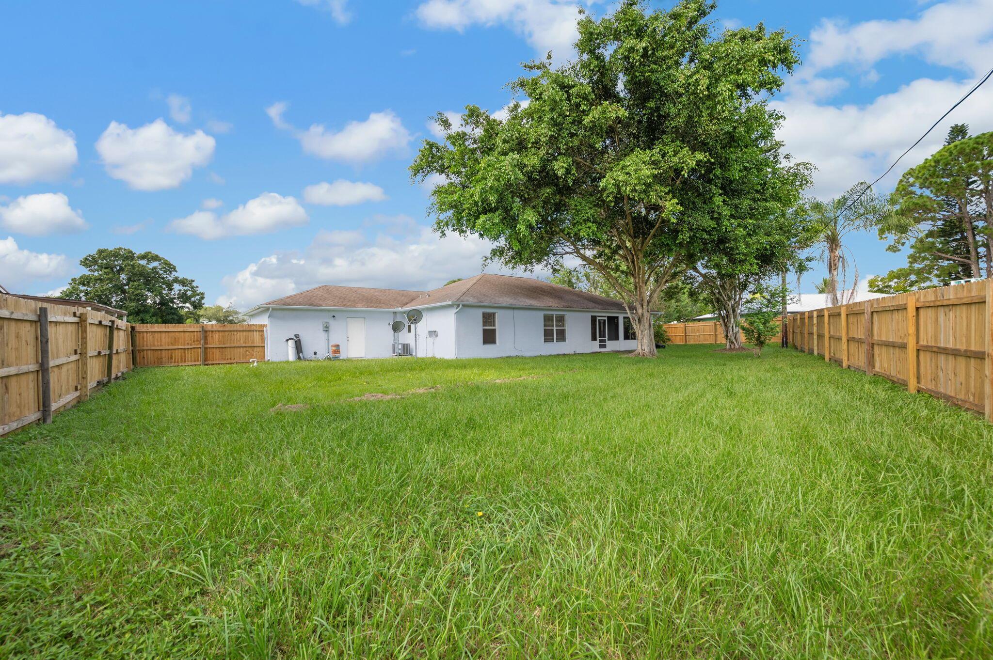 PORT ST LUCIE SECTION 10 - Residential