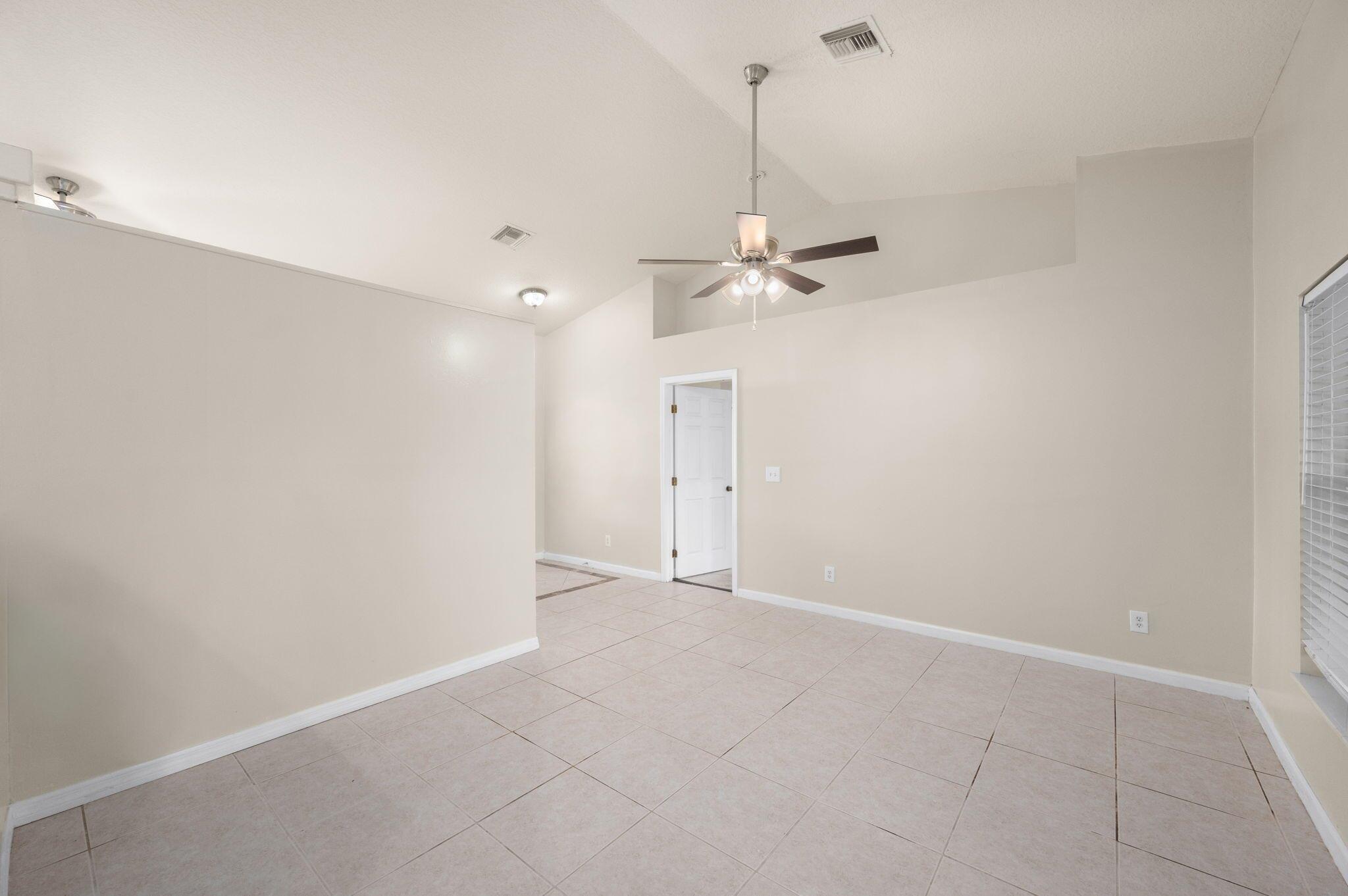 PORT ST LUCIE SECTION 10 - Residential