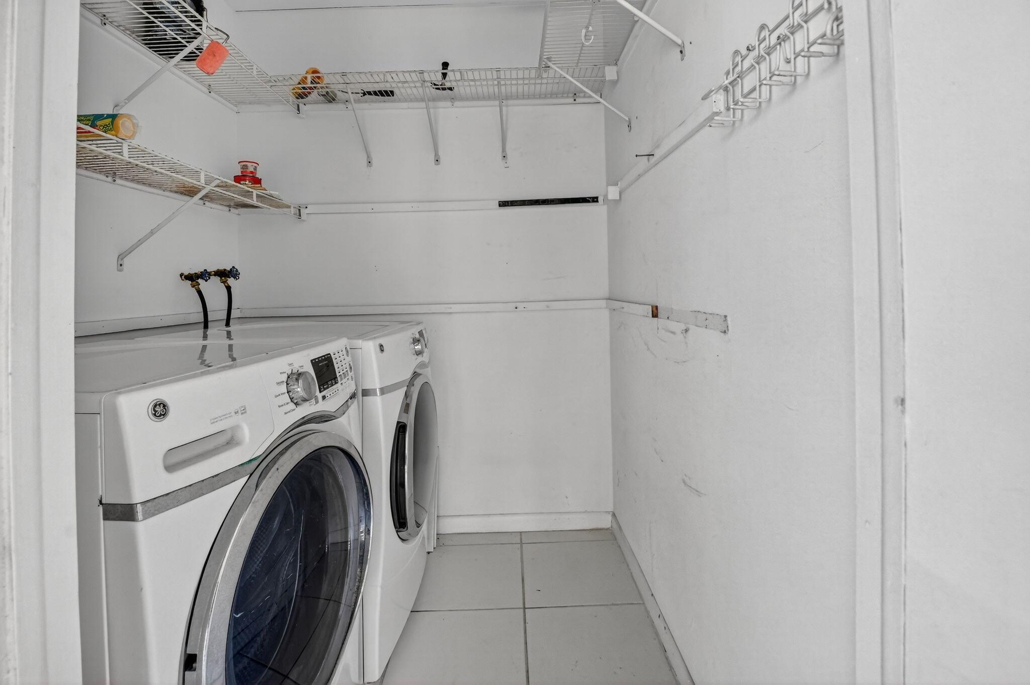 KINGS POINT FLANDERS CONDOS - Residential