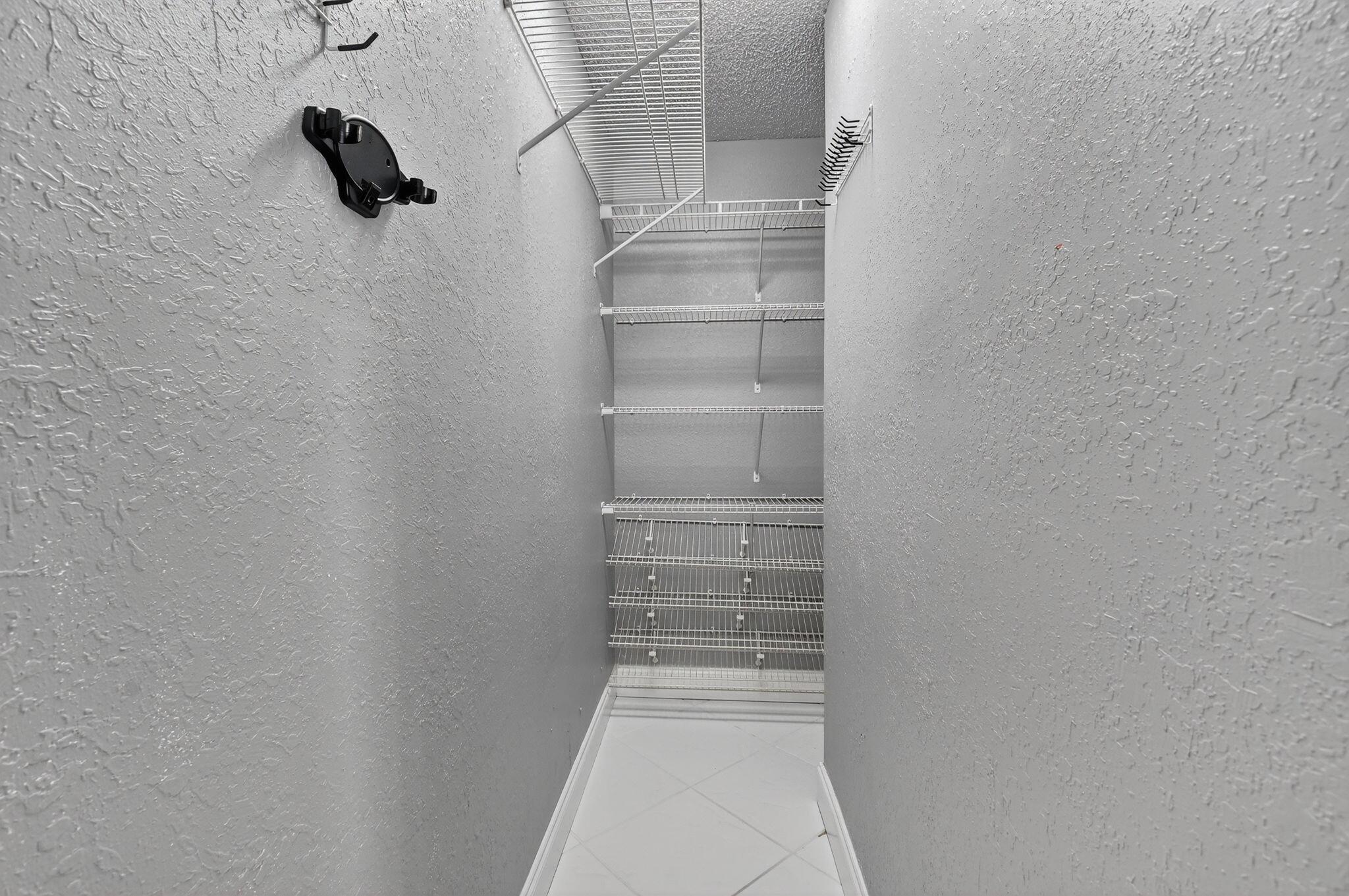 KINGS POINT FLANDERS CONDOS - Residential