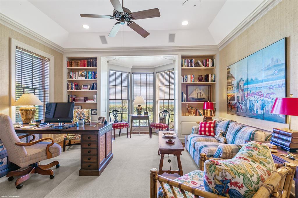 JUPITER ISLAND - Residential