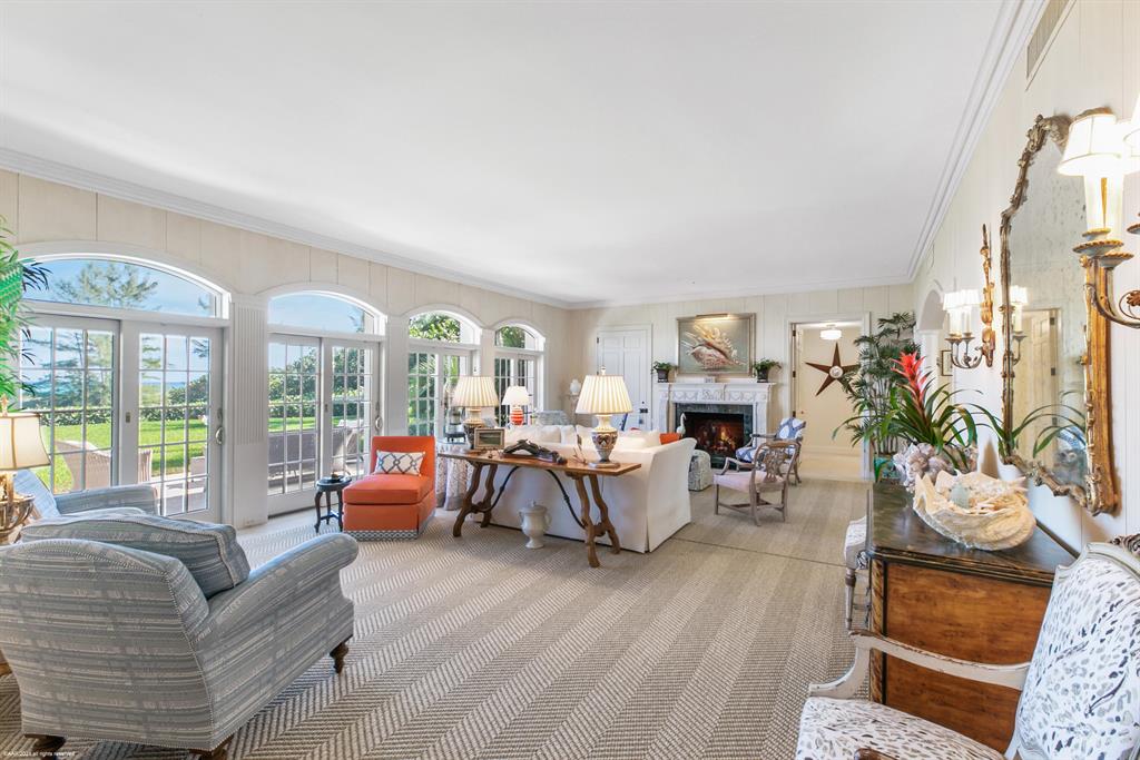 JUPITER ISLAND - Residential