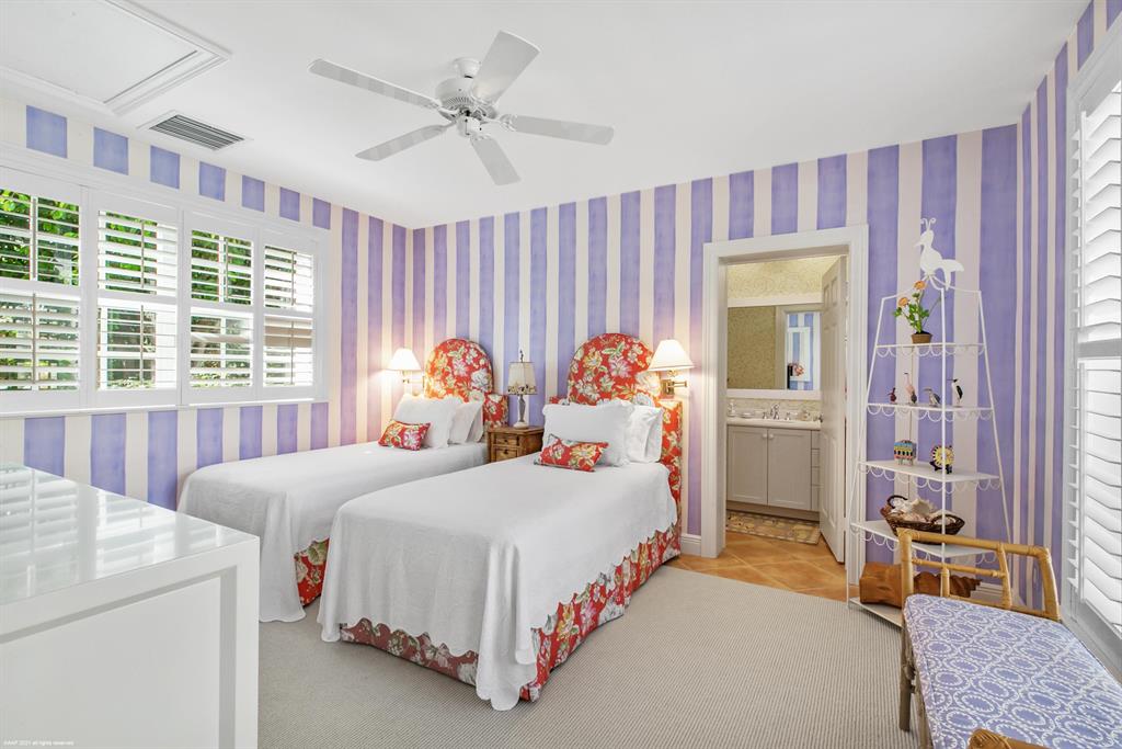 JUPITER ISLAND - Residential