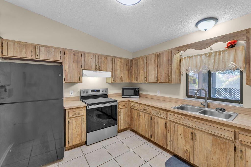 PORT MALABAR UNIT 15 - Residential