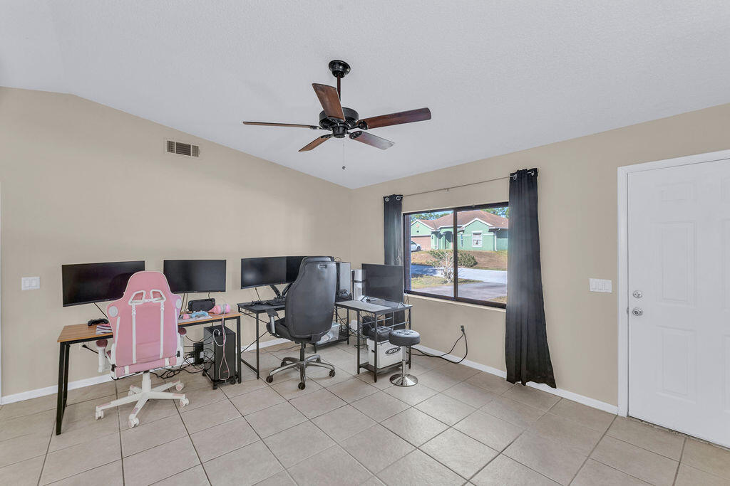 PORT MALABAR UNIT 15 - Residential