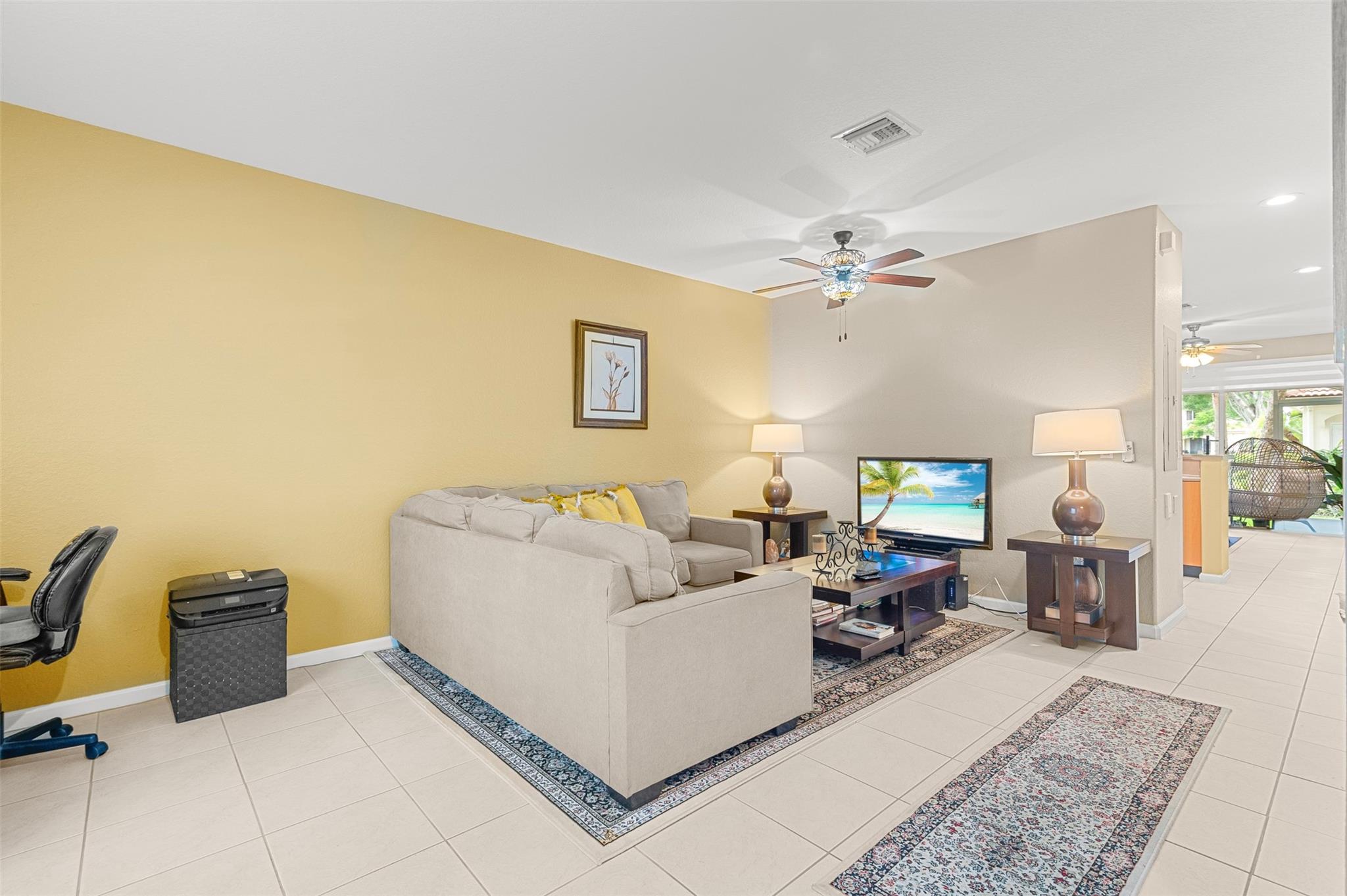8351 SW 29th St 102