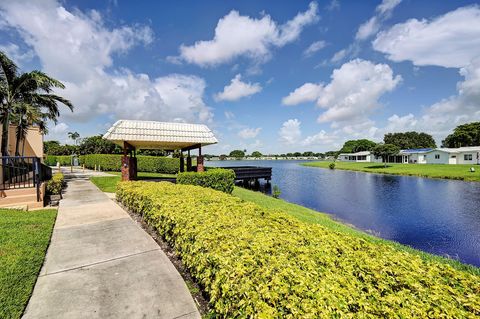 A home in Plantation