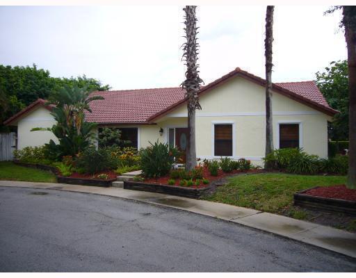 Photo of 199 SW 15th Court, Boca Raton, FL 33486 (MLS # B26071509)