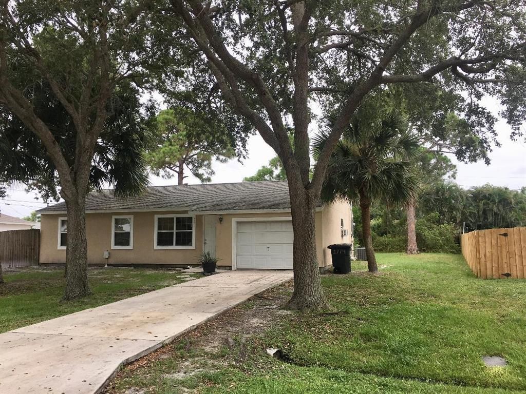 Photo of 1774 SE Duma Terrace, Port Saint Lucie, FL 34952 (MLS # R10725672)