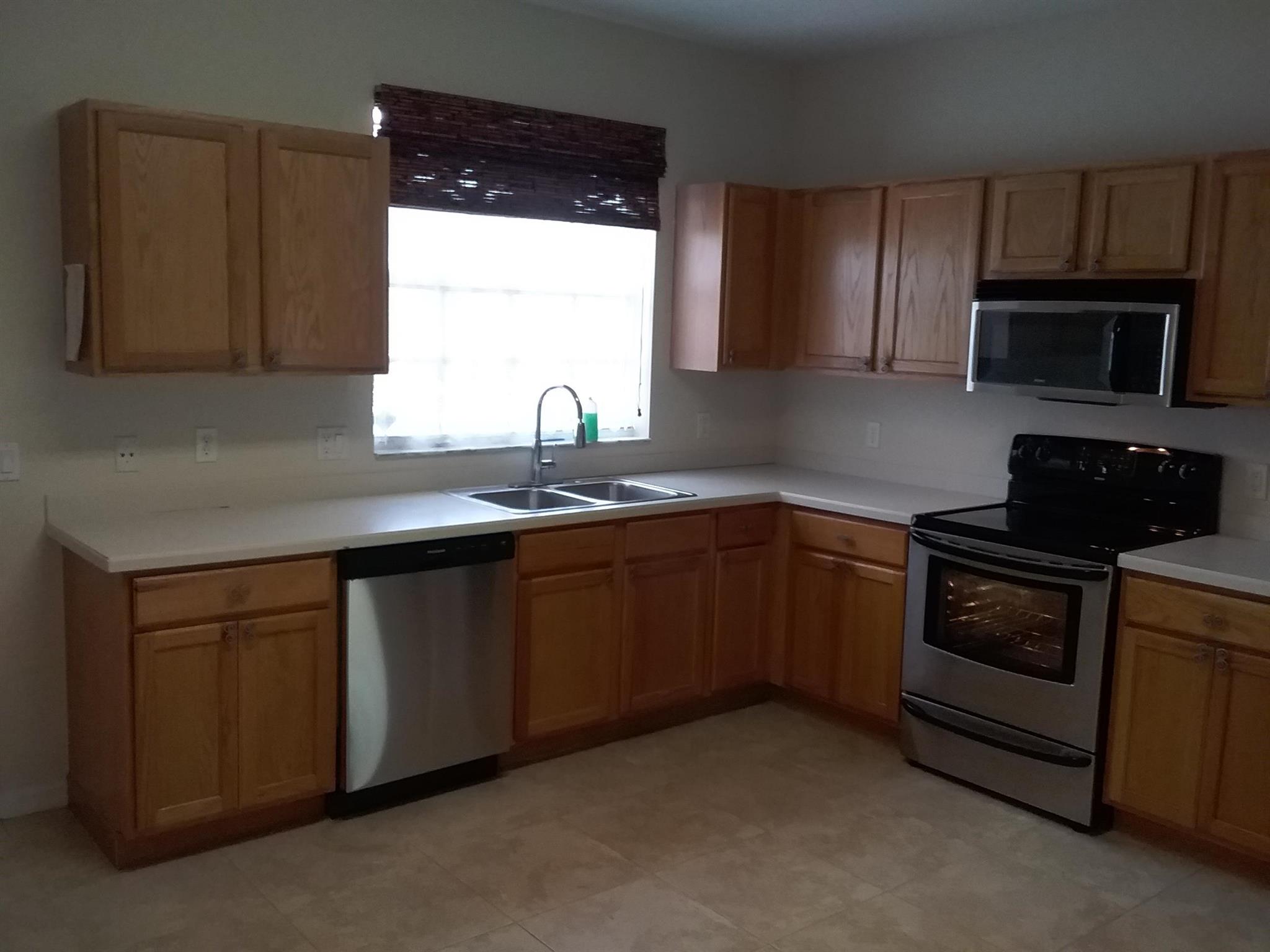 SOUTH PORT ST LUCIE UNIT 5 - Residential