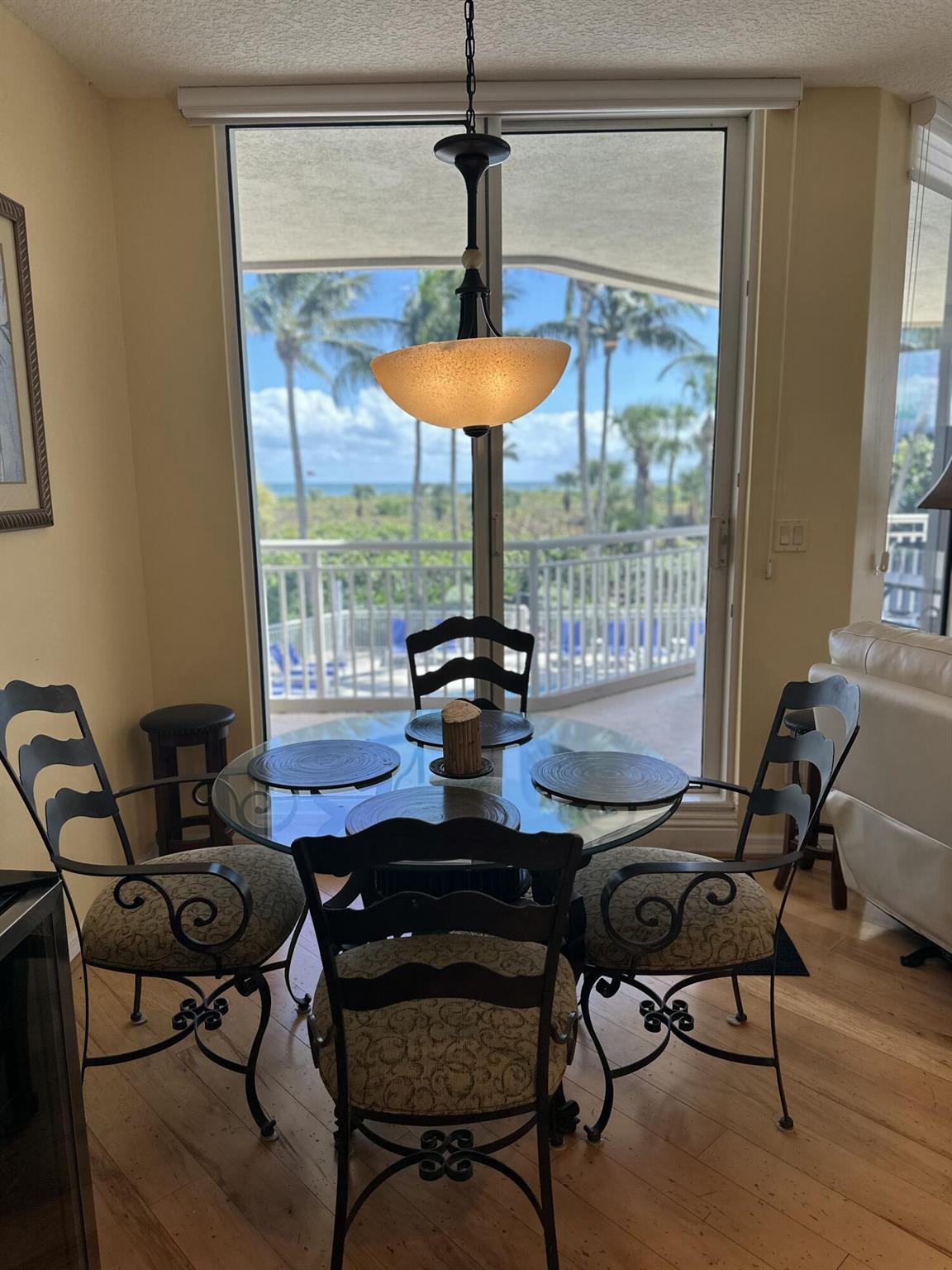 THE ATRIUM ON THE OCEAN, - Residential Lease