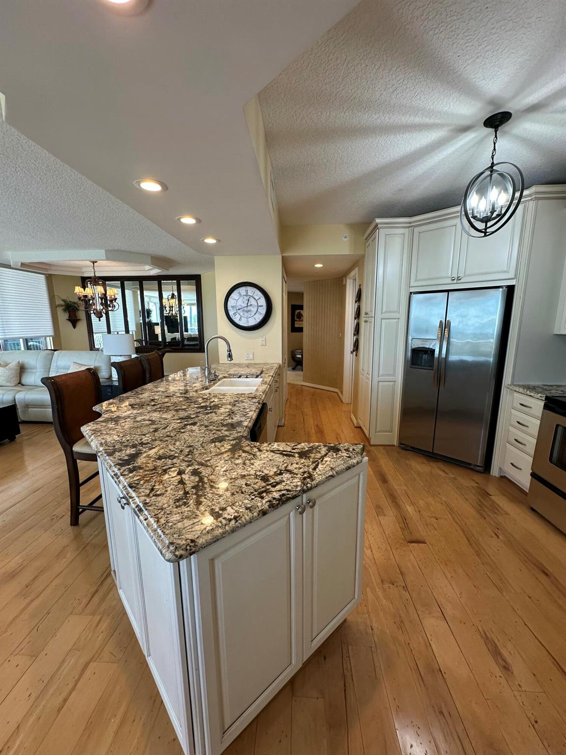 THE ATRIUM ON THE OCEAN, - Residential Lease