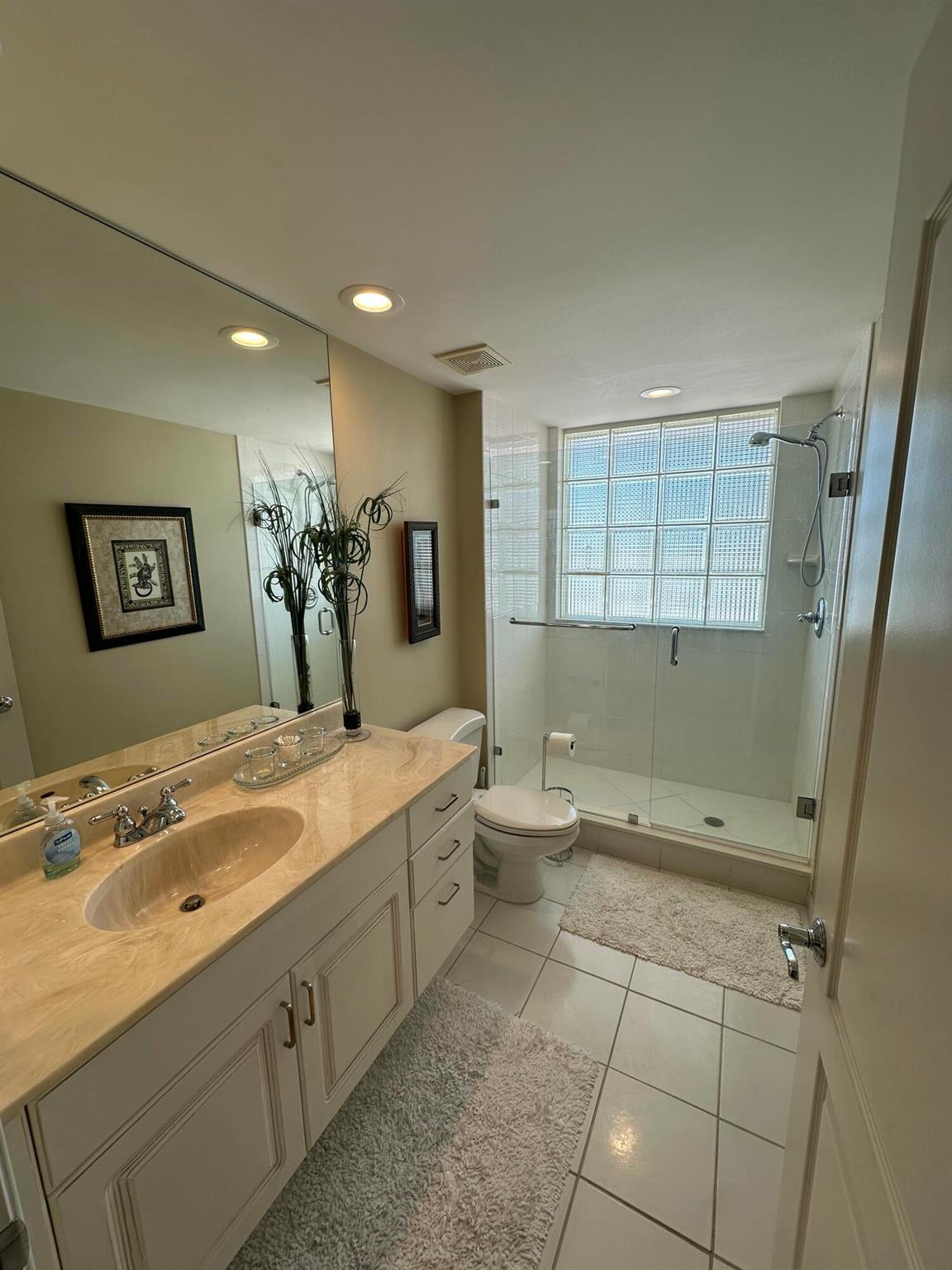 THE ATRIUM ON THE OCEAN, - Residential Lease