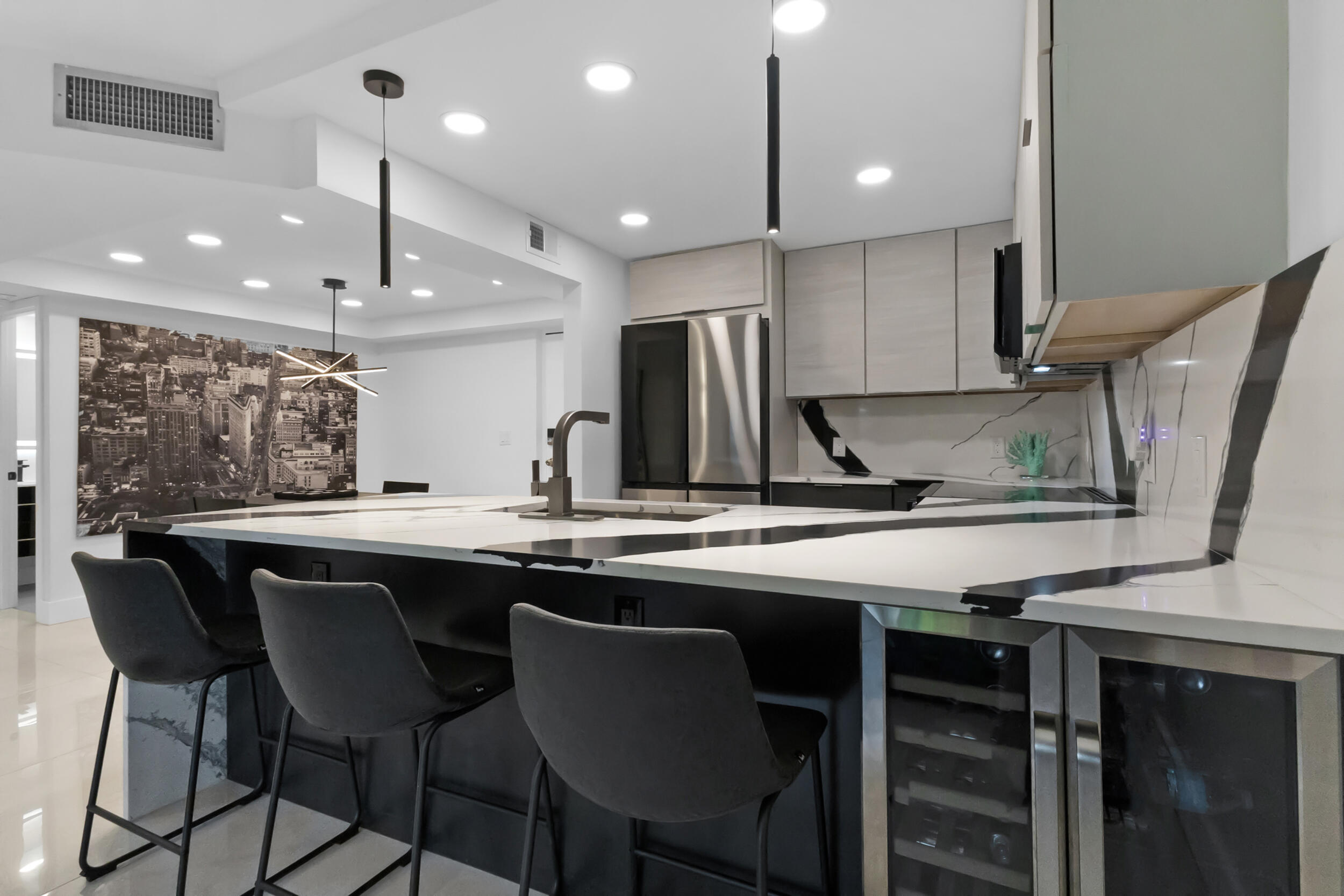 3004 NE 5th Terrace 210-c