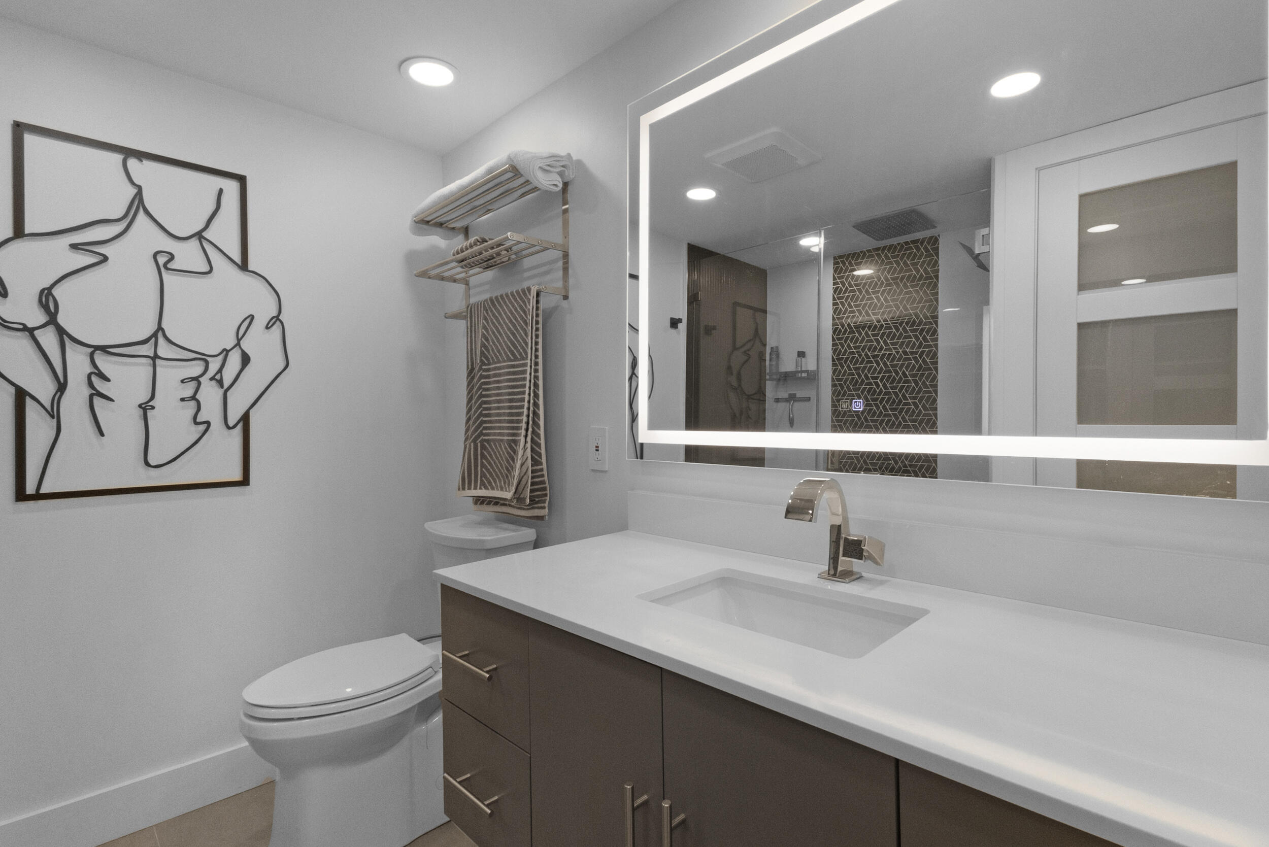 RIVER MANOR CONDO - Residential