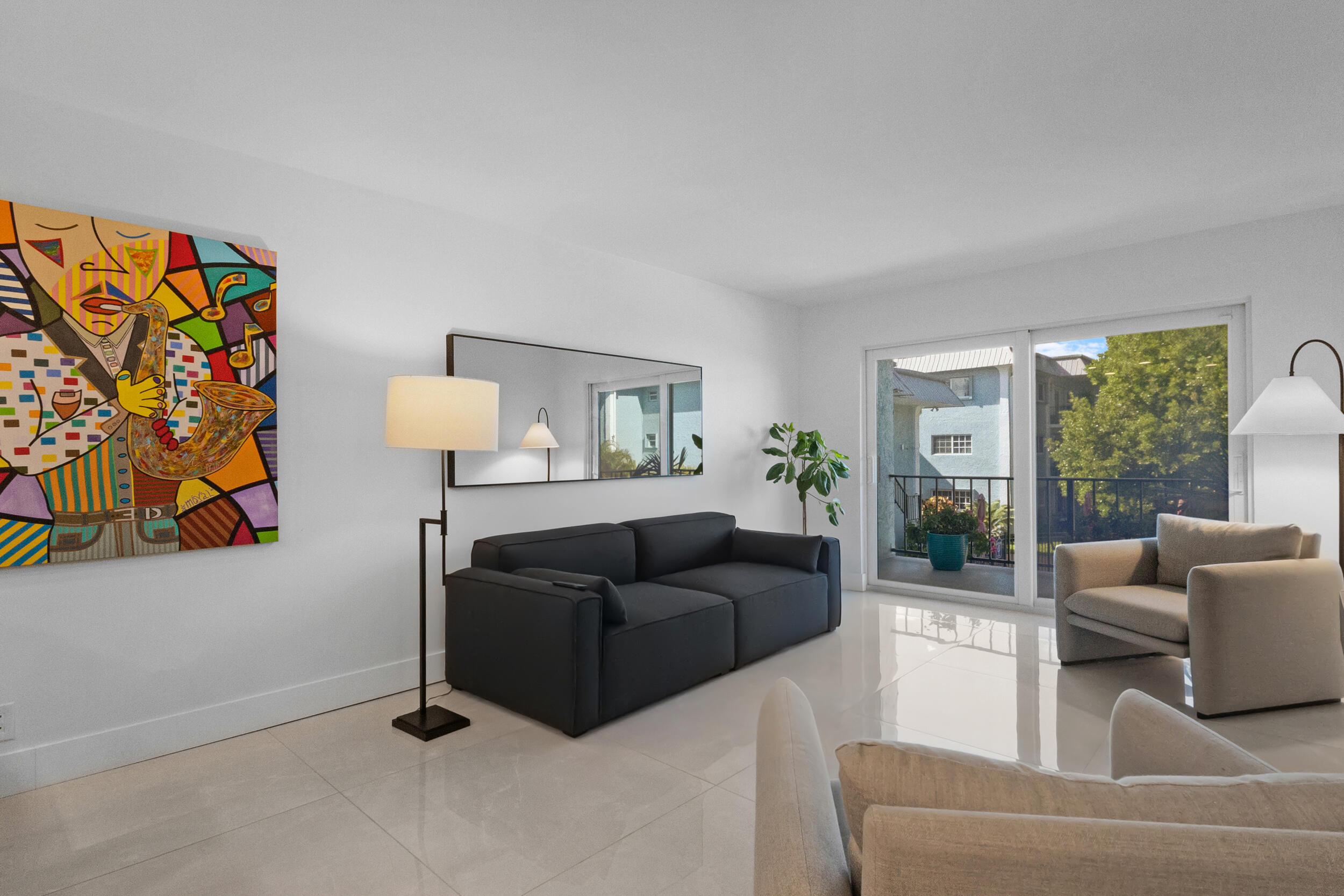 RIVER MANOR CONDO - Residential