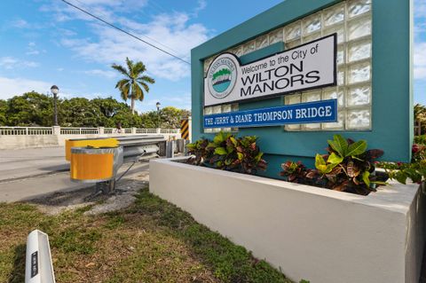 3004 NE 5th Terrace 210-c Wilton Manors FL 33334