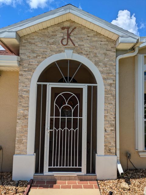 A home in Port St Lucie