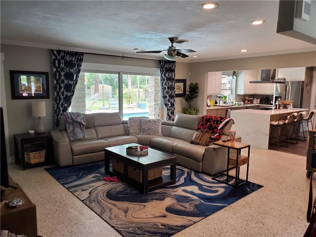 Photo of 4036 SW 7th St, Plantation, FL 33317 (MLS # F10279368)