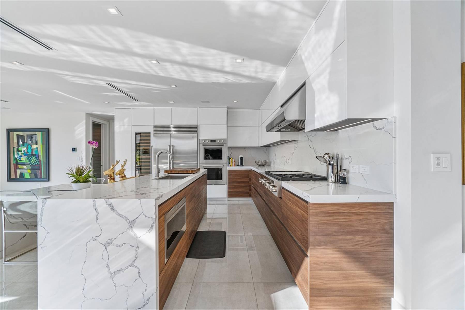 Riverland Manor - Residential