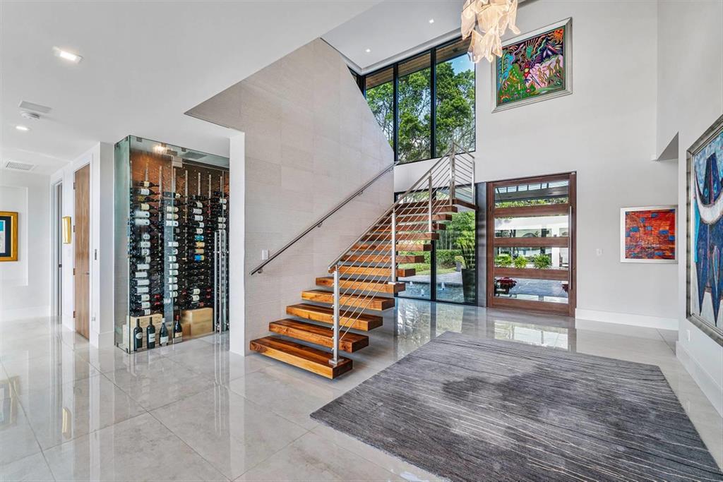 Riverland Manor - Residential