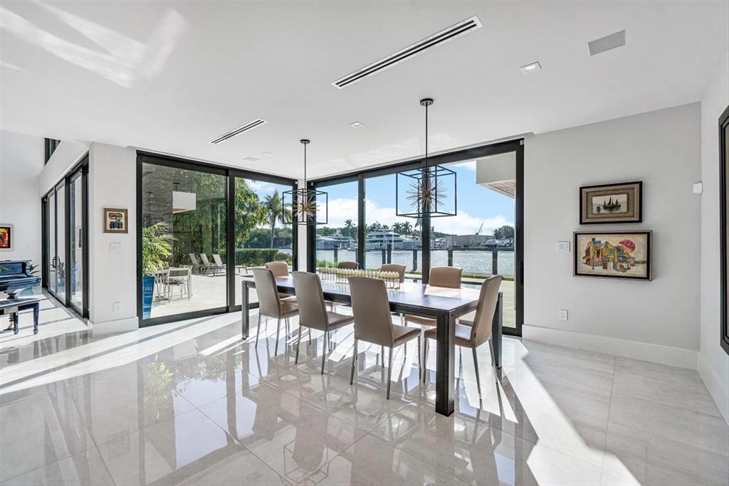 Riverland Manor - Residential