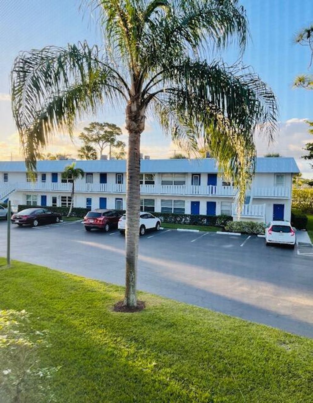 Photo of 2929 SE Ocean Boulevard #J 8, Stuart, FL 34996 (MLS # R10978816)
