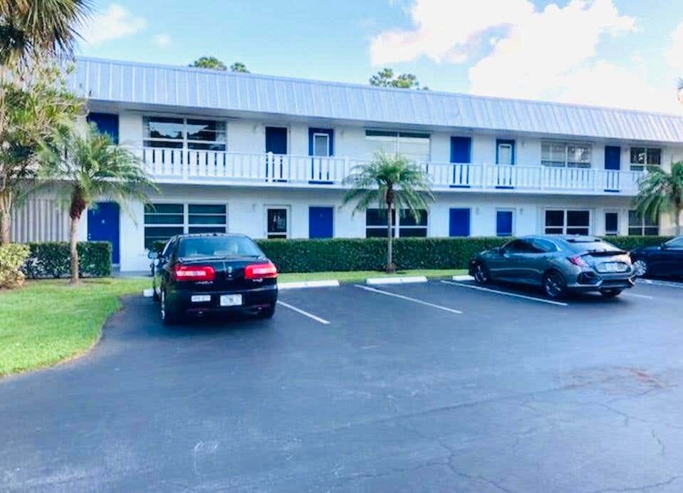 Photo of 2929 SE Ocean Boulevard #J 8, Stuart, FL 34996 (MLS # R10978816)