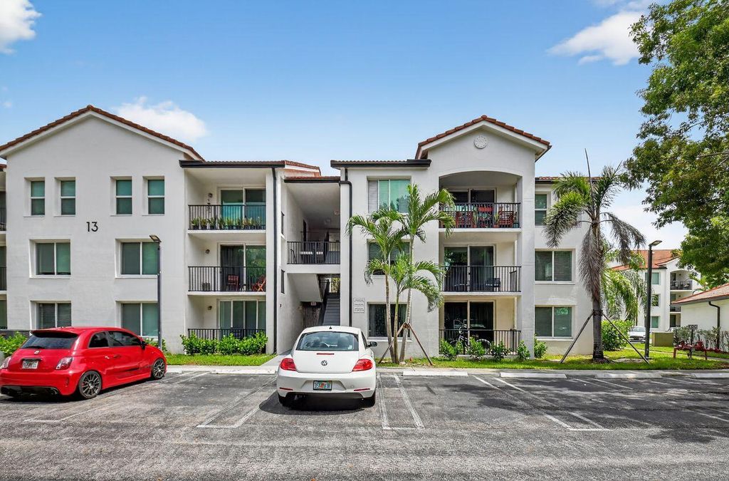 Photo of 1315 Villa Lane, Boynton Beach, FL 33435 (MLS # R11107535)