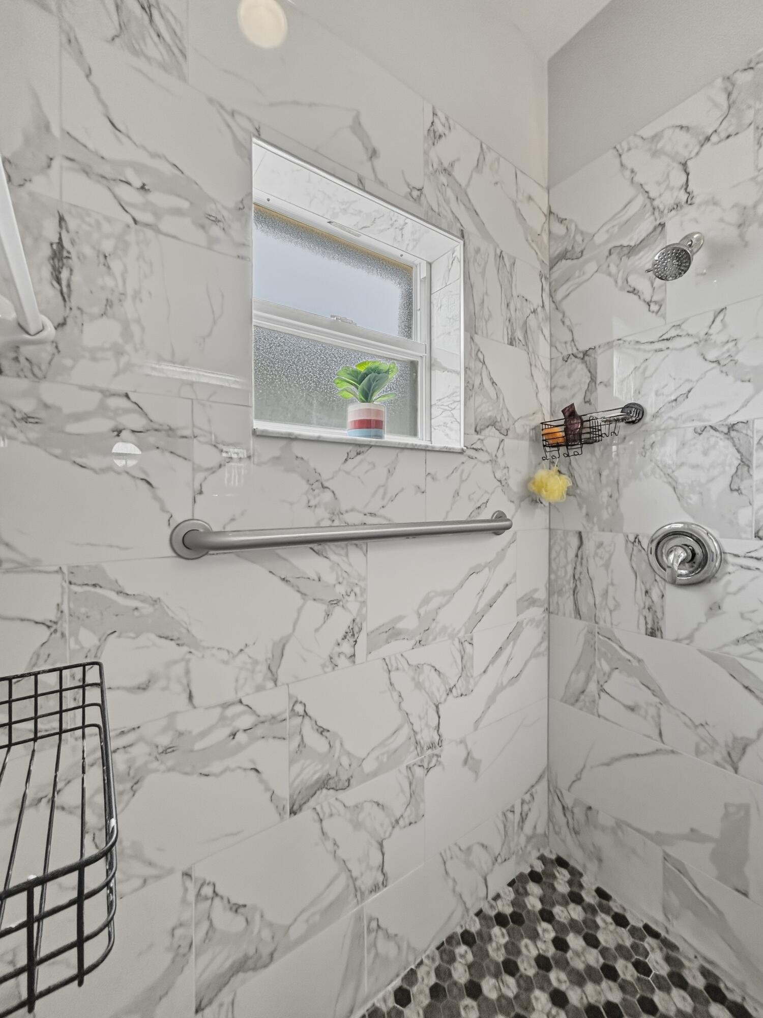 KINGS ISLE PH VII-A REPLAT - Residential