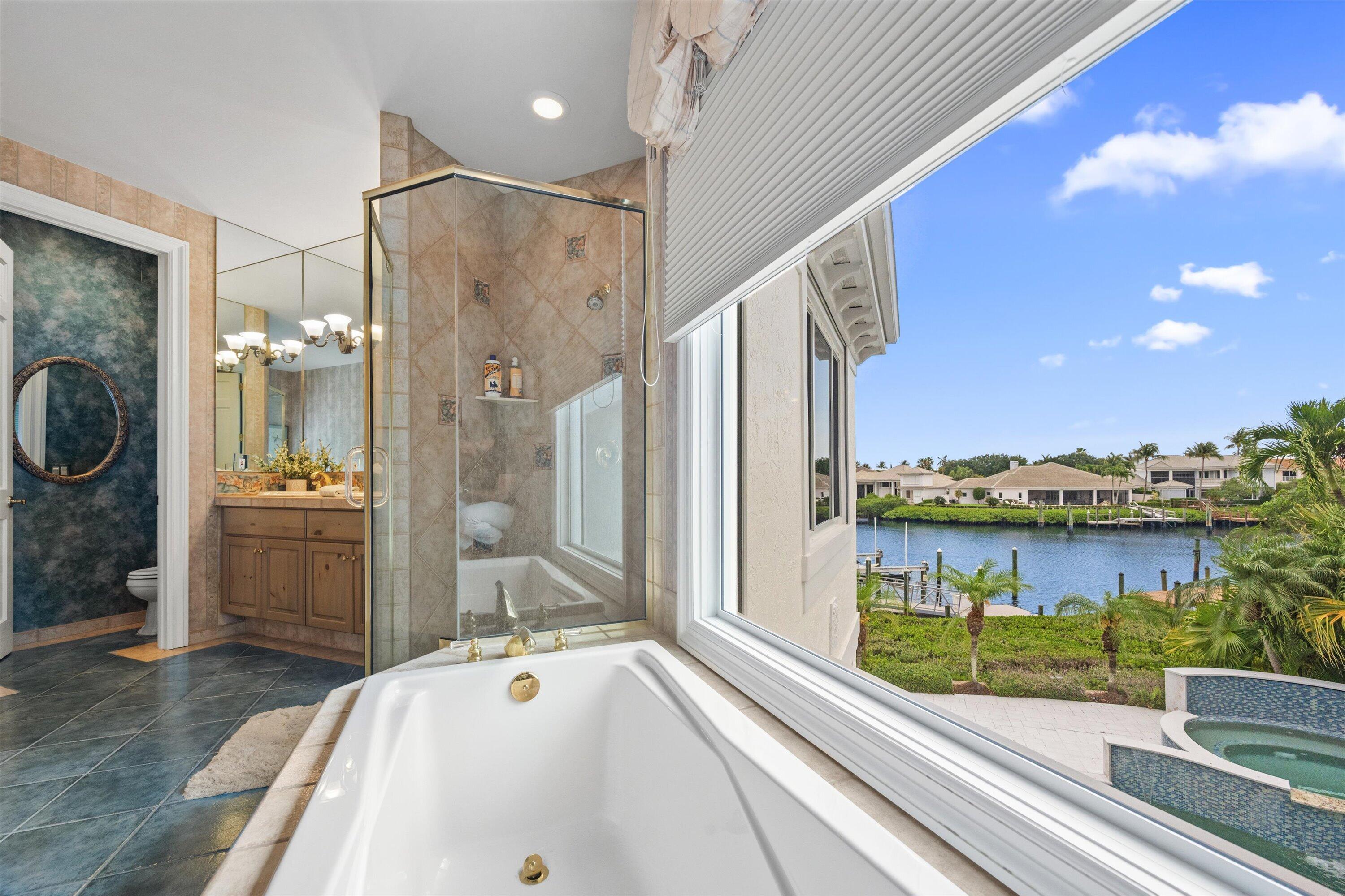 BARROW ISLAND AT JONATHANS LANDING - Residential
