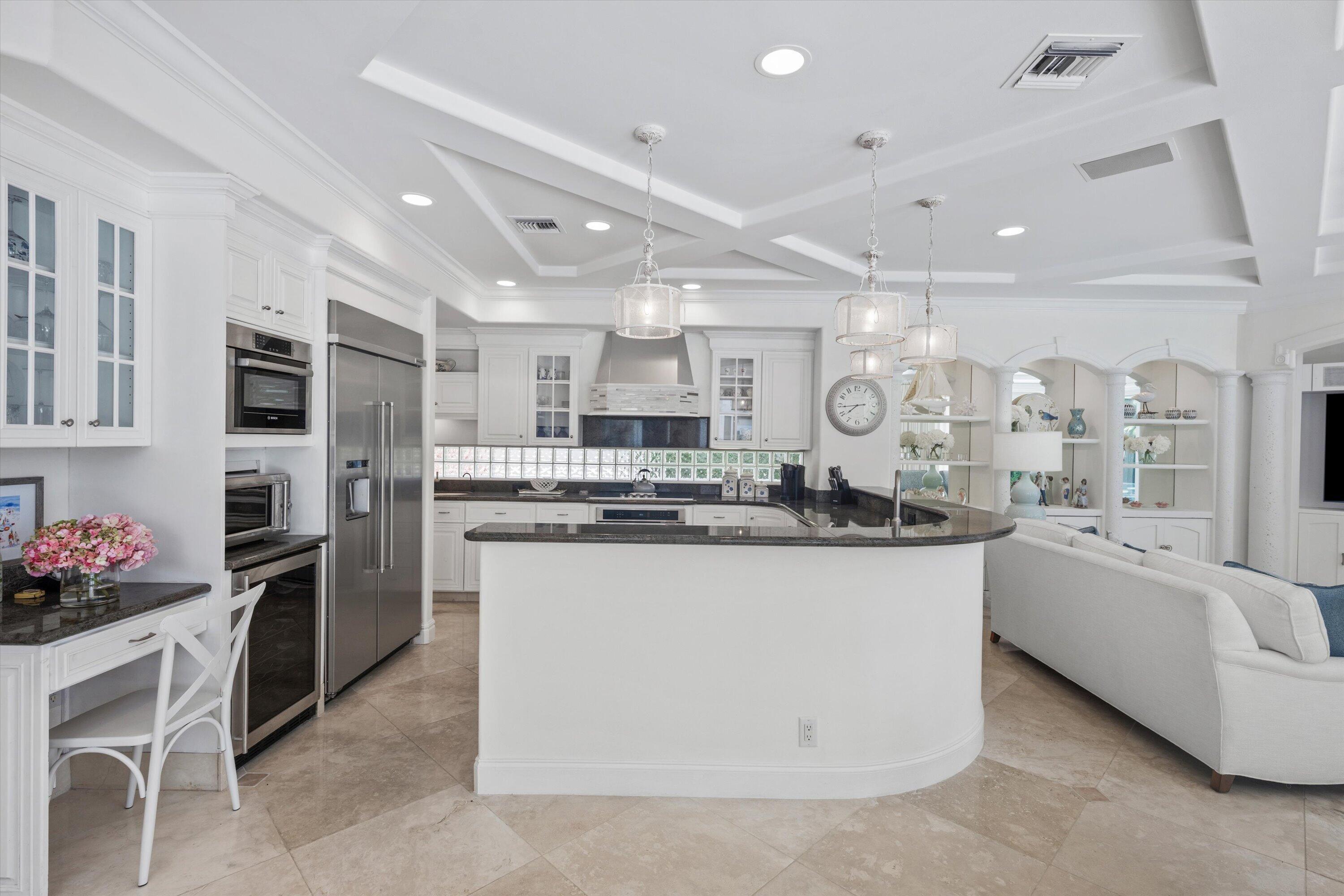BARROW ISLAND AT JONATHANS LANDING - Residential