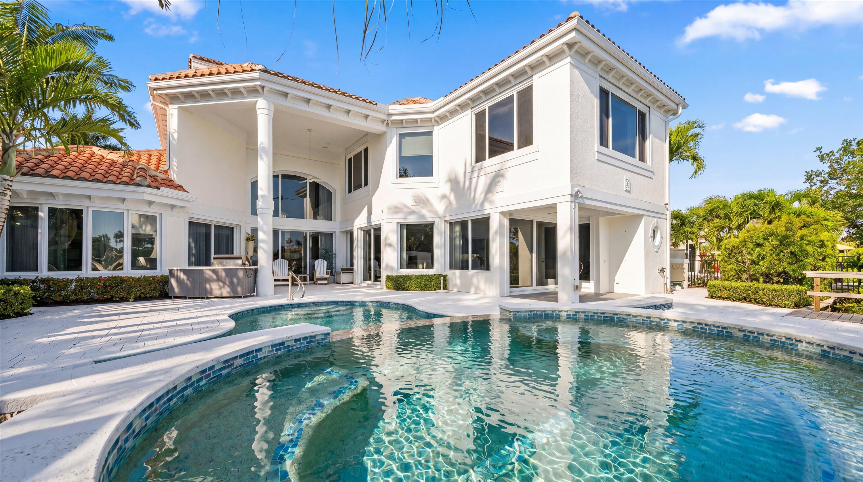BARROW ISLAND AT JONATHANS LANDING - Residential