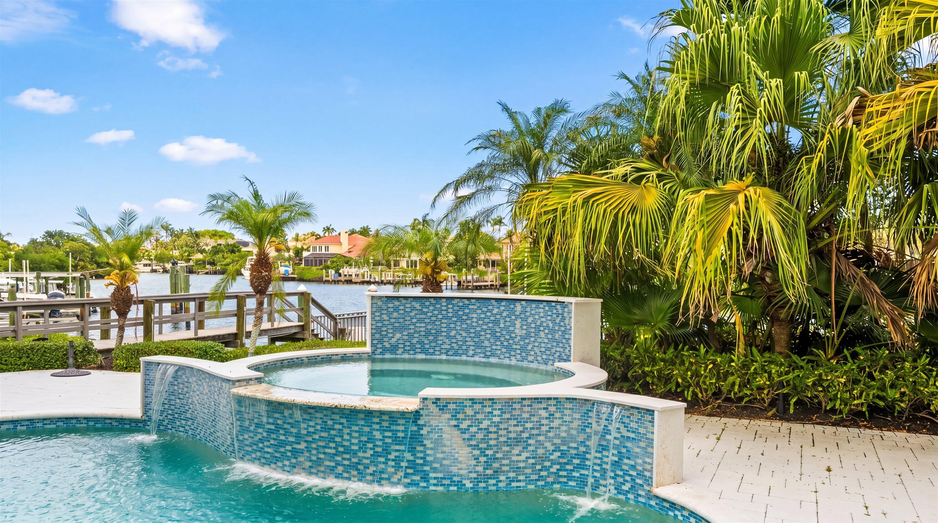 BARROW ISLAND AT JONATHANS LANDING - Residential