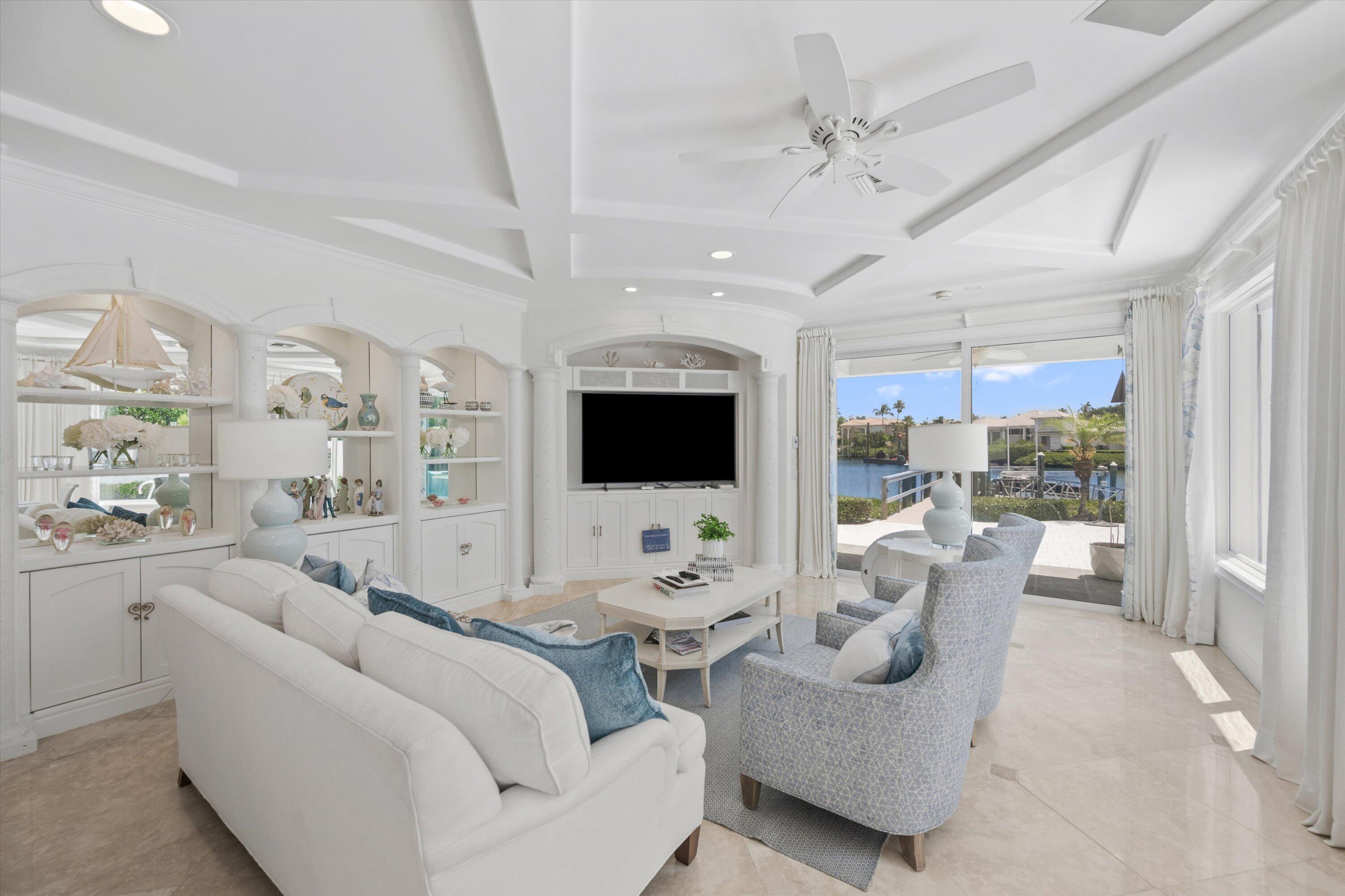 BARROW ISLAND AT JONATHANS LANDING - Residential