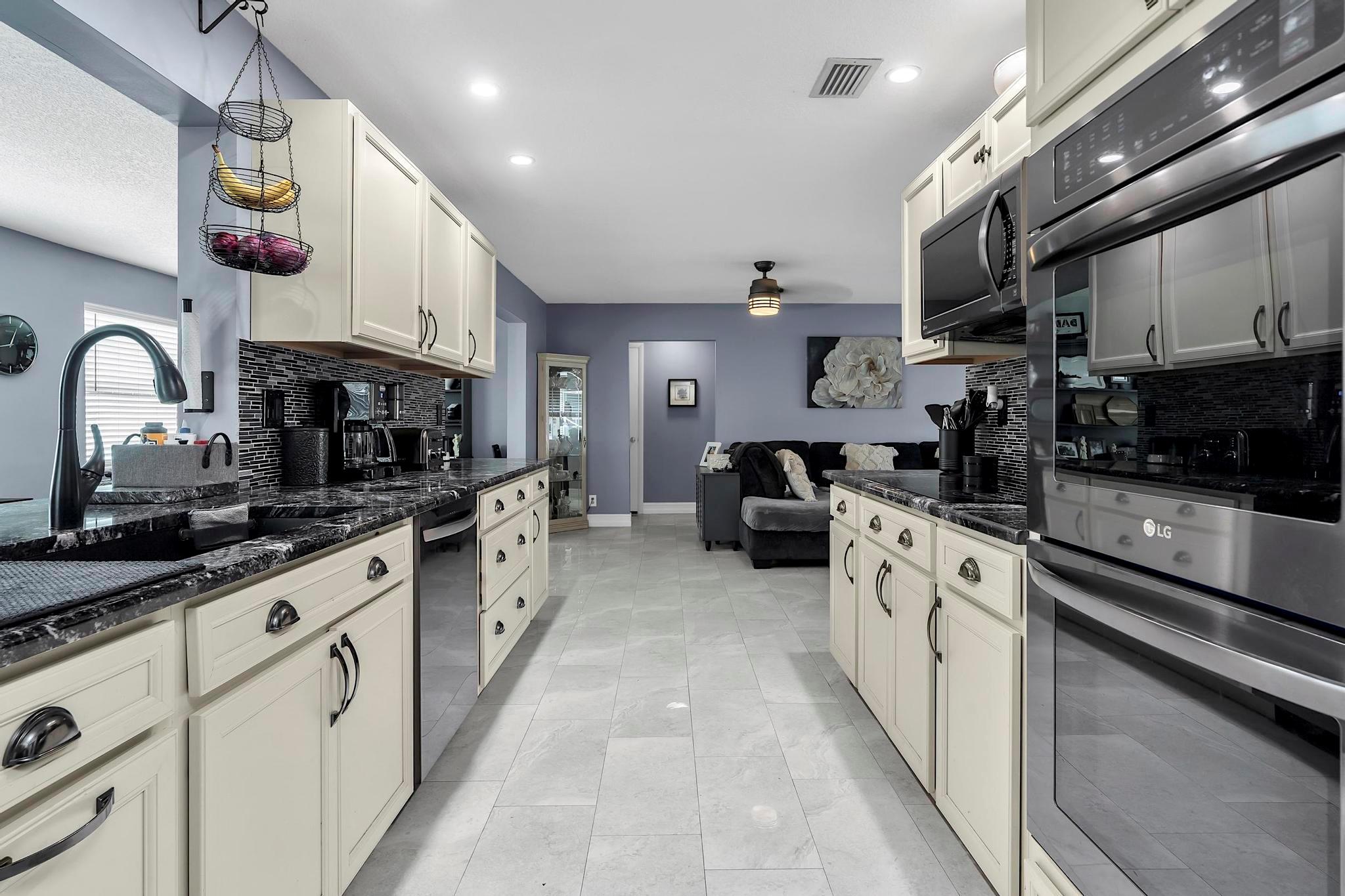 Leisureville - Residential