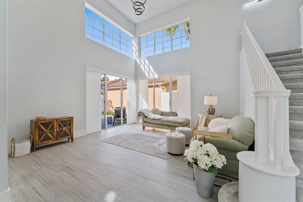 Photo of 6 Via Aurelia, Palm Beach Gardens, FL 33418 (MLS # R10856742)