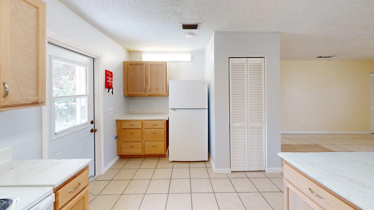 SILVER LAKE PARK SUBDIVISION - Residential Lease