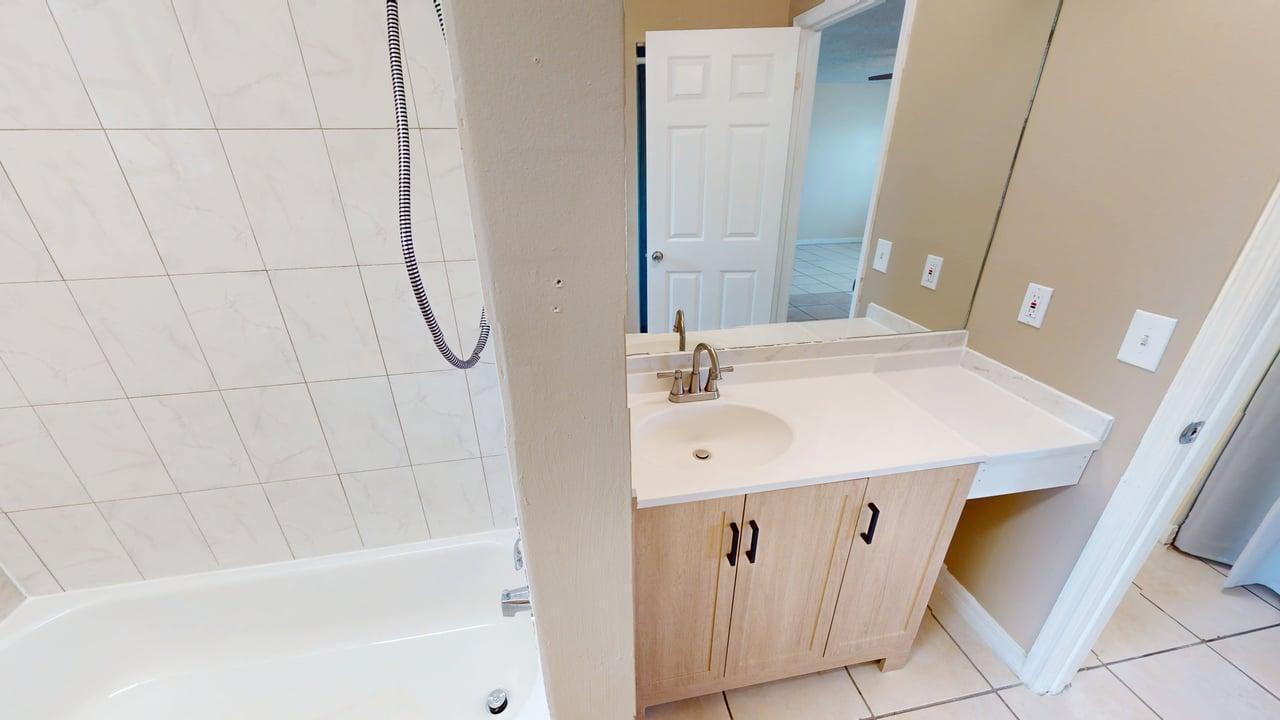 SILVER LAKE PARK SUBDIVISION - Residential Lease