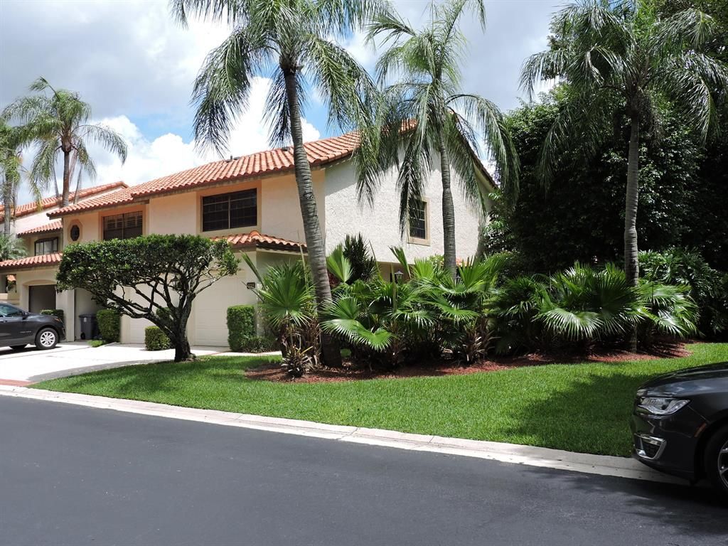 Photo of 7727 La Mirada Drive, Boca Raton, FL 33433 (MLS # R10738820)