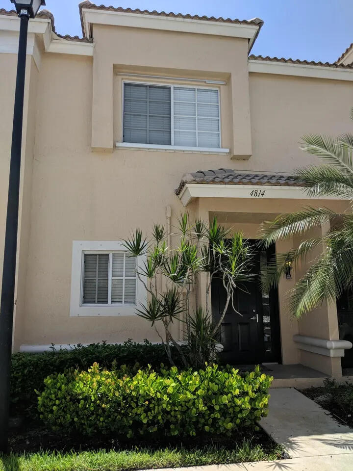 Photo of 4814 NW 58th Manor, Coconut Creek, FL 33073 (MLS # B26063530)