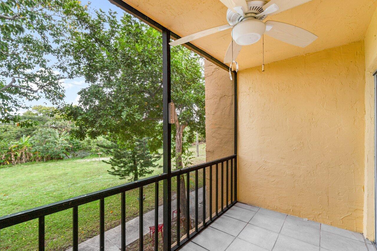 CASA DEL RIO CONDO - Residential Lease