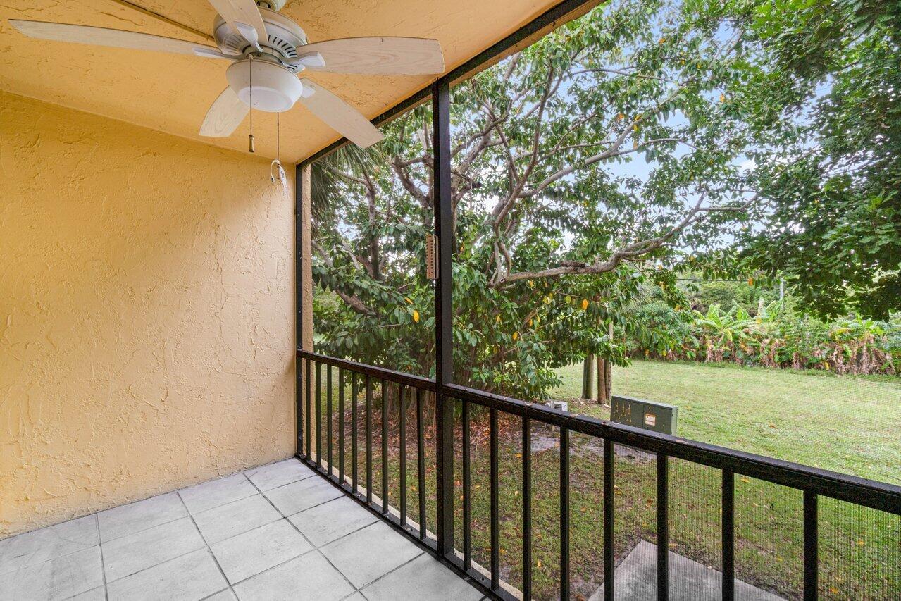 CASA DEL RIO CONDO - Residential Lease
