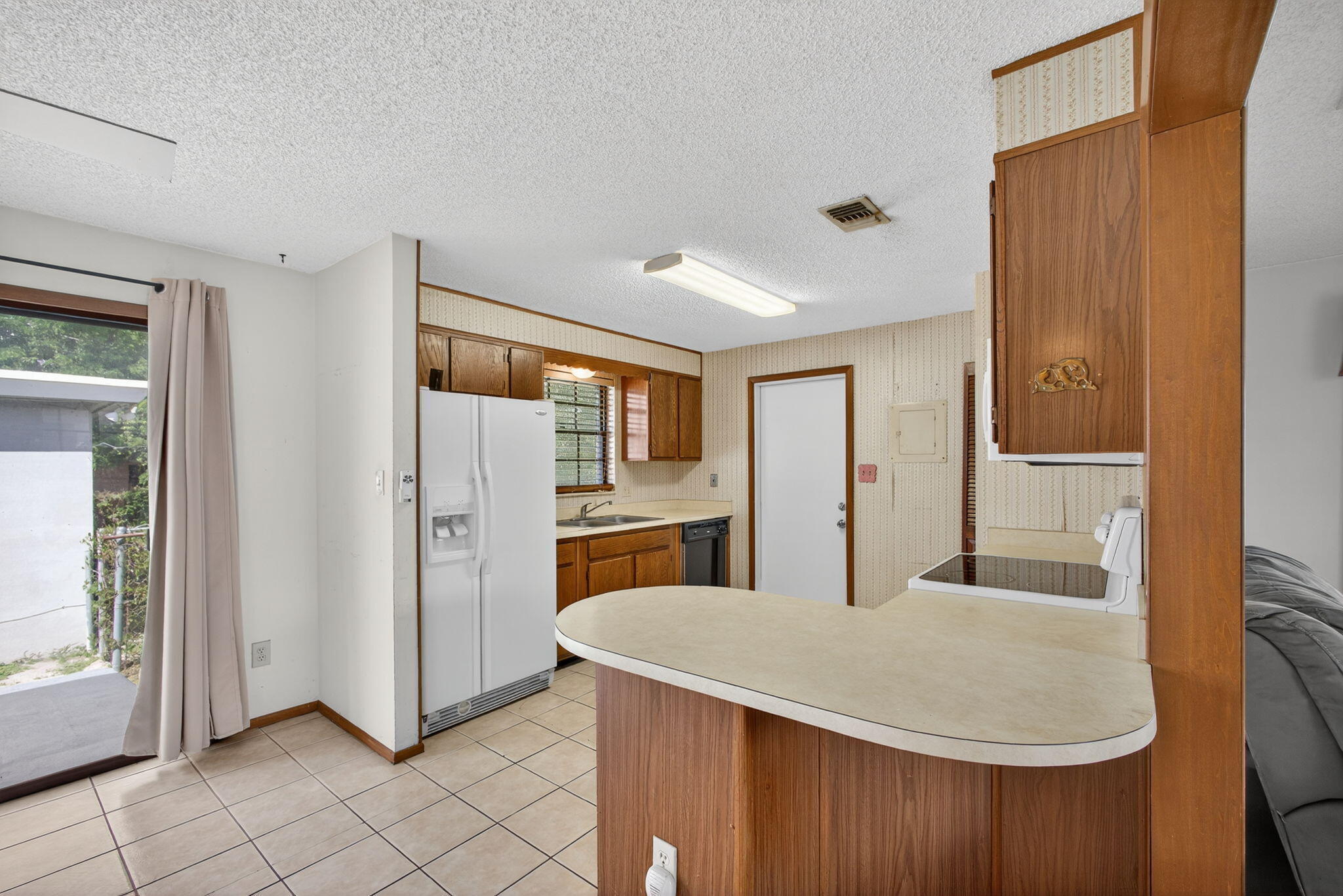 ACREHOME PARK SECOND ADD - Residential Lease