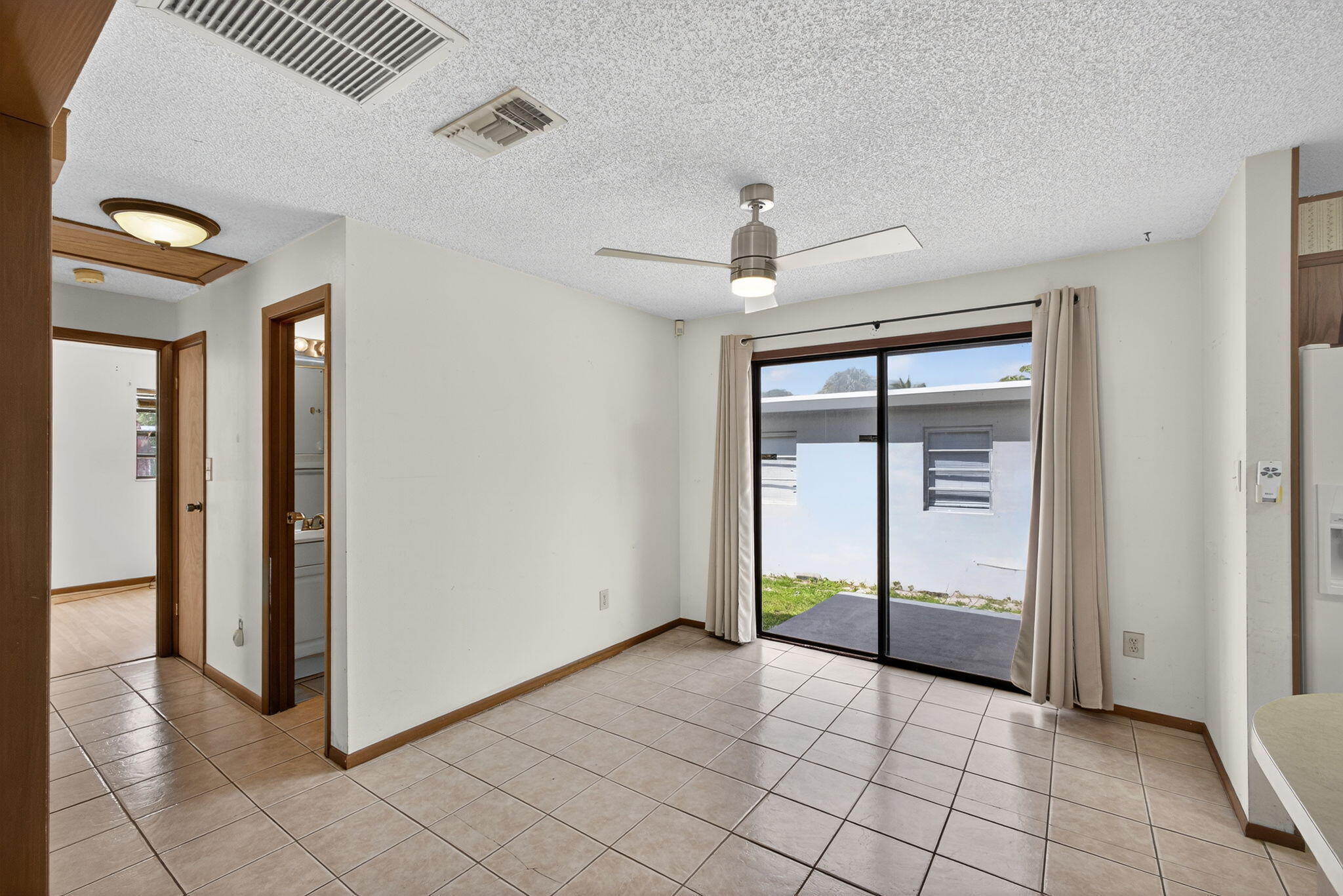 ACREHOME PARK SECOND ADD - Residential Lease