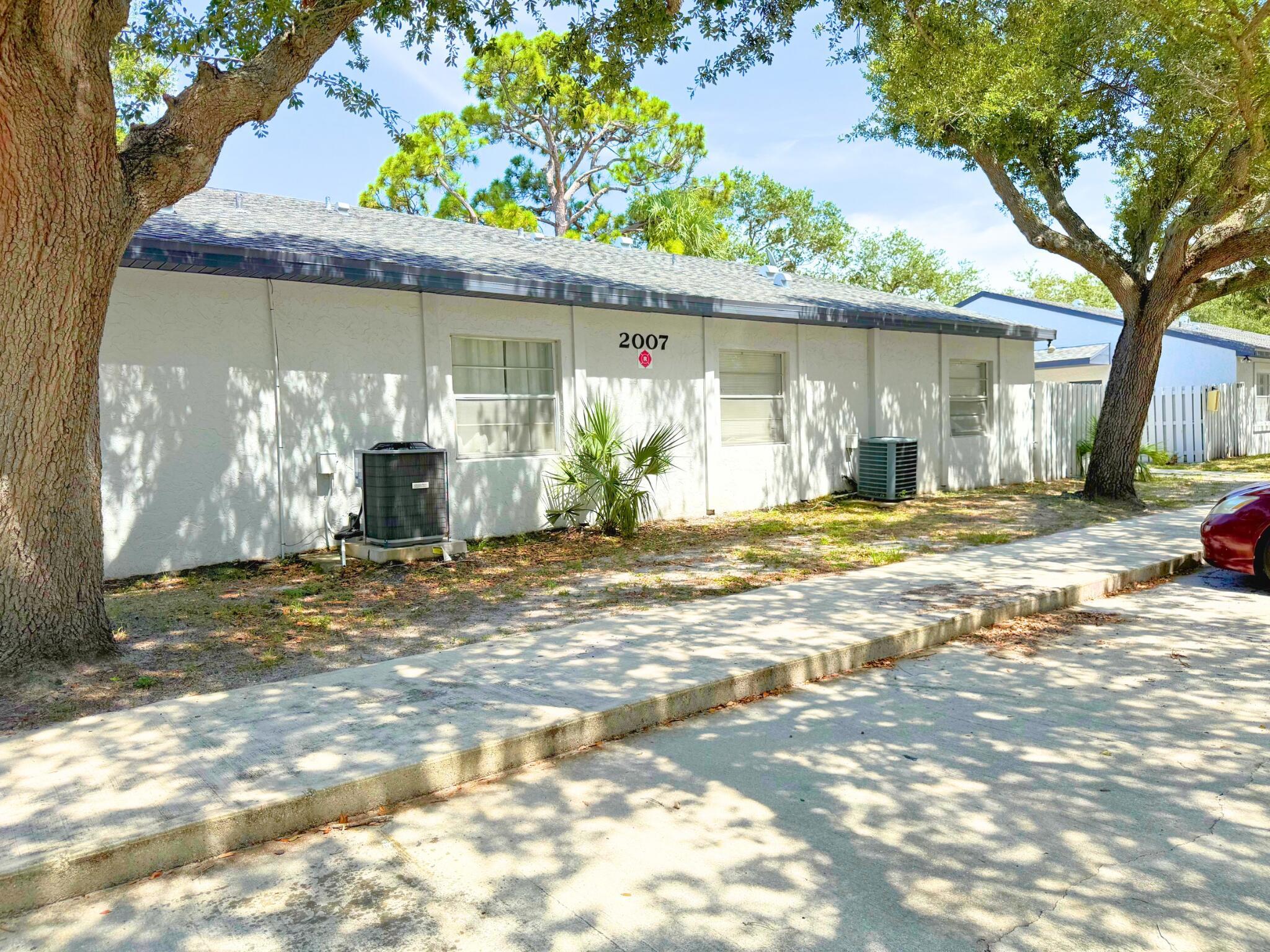2007 Oleander Boulevard C
