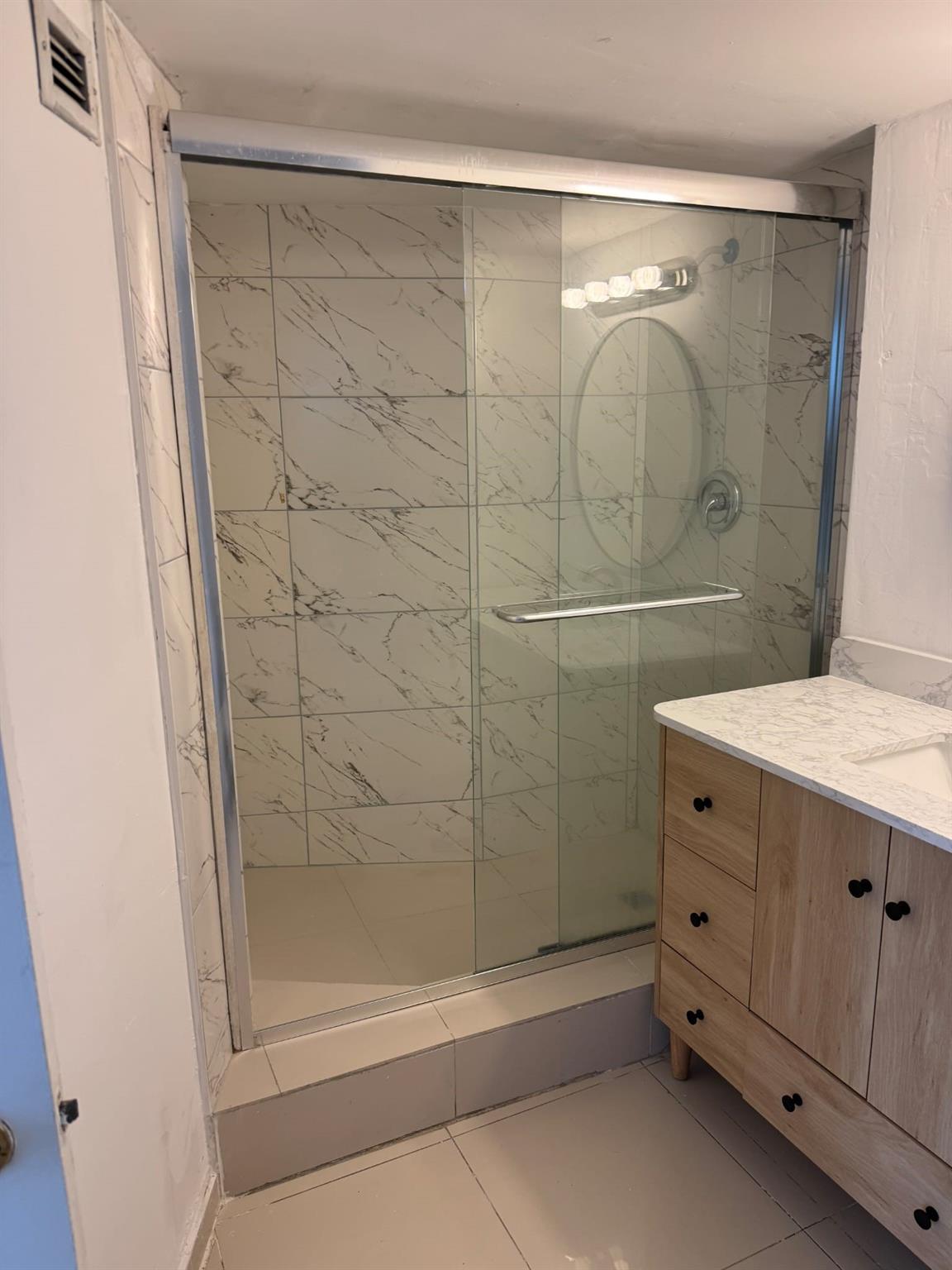 1301 NE Miami Gardens Dr 605W