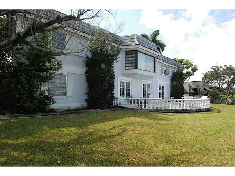 LAS OLAS POINT LOT - Residential